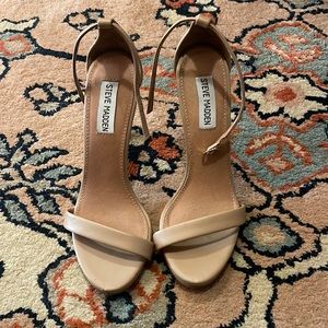 Steve Madden Nude Heels